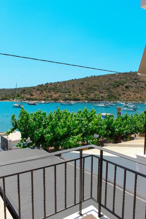 Hotel Apanema Vivari Exterior photo